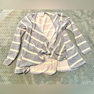 Lularoe Nanette Sweater overlay